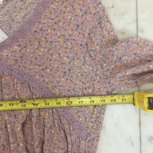 Hippie Rose Womens Sz/L Crinkle Peasant Boho Top - Picture 6 of 7